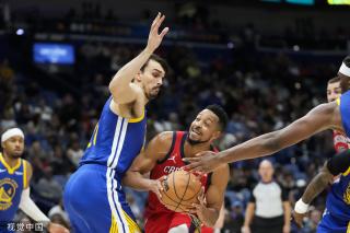 伏的球员 伏的球员